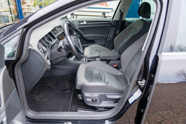 Volkswagen Golf Variant 1.5 TSI DSG Highline Business |Prijs rijklaar incl 12 mnd garantie|Trekhaak Winterpakket Navi Blindspot