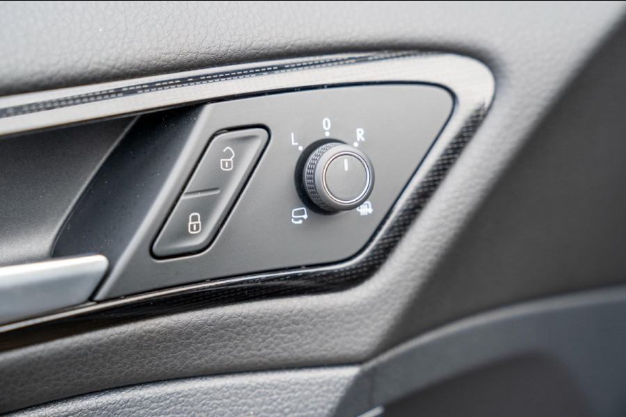 Volkswagen Golf Variant 1.5 TSI DSG Highline Business |Prijs rijklaar incl 12 mnd garantie|Trekhaak Winterpakket Navi Blindspot