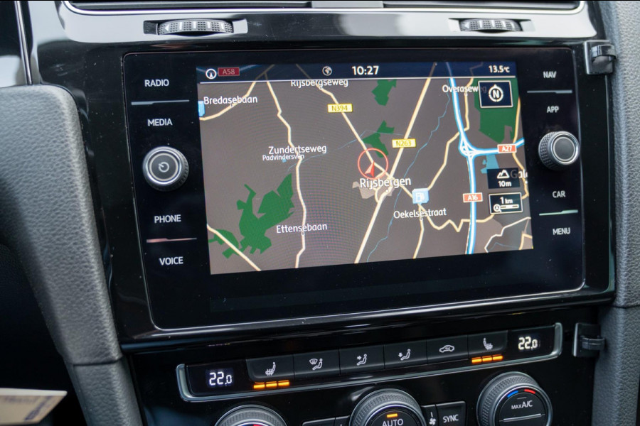 Volkswagen Golf Variant 1.5 TSI DSG Highline Business |Prijs rijklaar incl 12 mnd garantie|Trekhaak Winterpakket Navi Blindspot