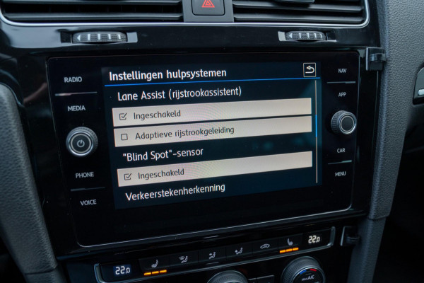 Volkswagen Golf Variant 1.5 TSI DSG Highline Business |Prijs rijklaar incl 12 mnd garantie|Trekhaak Winterpakket Navi Blindspot