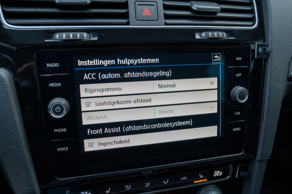 Volkswagen Golf Variant 1.5 TSI DSG Highline Business |Prijs rijklaar incl 12 mnd garantie|Trekhaak Winterpakket Navi Blindspot