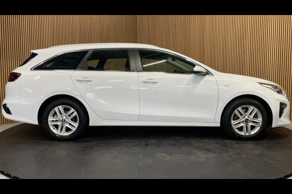 Kia Ceed Sportswagon 1.4 T-GDi DynamicLine|140 PK|AUTOMT.|CARPLAY, ANDROID|STOEL+STUURVERW|CAMERA|CRUISE+CLIMATE|1E EIG.|INCL.BTW|