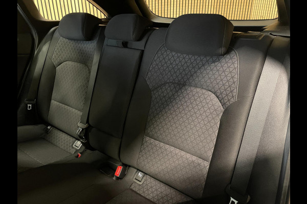 Kia Ceed Sportswagon 1.4 T-GDi DynamicLine|140 PK|AUTOMT.|CARPLAY, ANDROID|STOEL+STUURVERW|CAMERA|CRUISE+CLIMATE|1E EIG.|INCL.BTW|