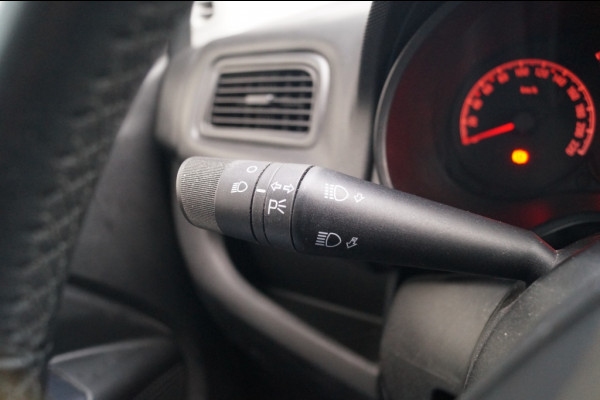 Opel Combo 1.3 CDTi 95pk Sport L2-H1 -AIRCO-PDC-CRUISE-