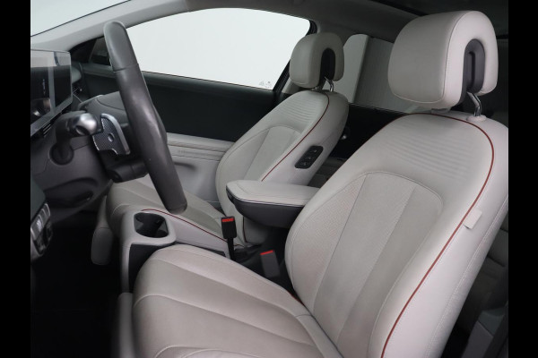 Hyundai IONIQ 5 Lounge 73kWh | Panoramadak | Stoelventilatie | Leder | Head-Up | Warmtepomp | 360 Camera | Achterbankverwarming | Adaptive cruise | Navigatie | Full LED | Carplay