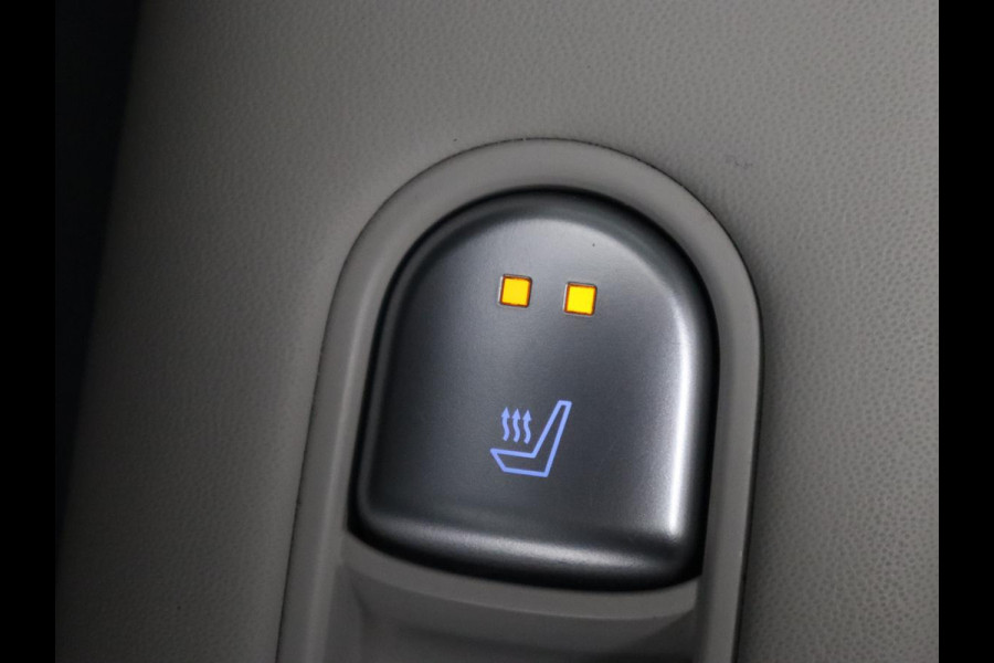 Hyundai IONIQ 5 Lounge 73kWh | Panoramadak | Stoelventilatie | Leder | Head-Up | Warmtepomp | 360 Camera | Achterbankverwarming | Adaptive cruise | Navigatie | Full LED | Carplay