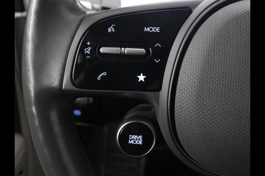 Hyundai IONIQ 5 Lounge 73kWh | Panoramadak | Stoelventilatie | Leder | Head-Up | Warmtepomp | 360 Camera | Achterbankverwarming | Adaptive cruise | Navigatie | Full LED | Carplay