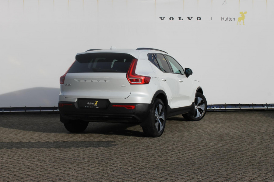 Volvo XC40 T4 211PK Autm. Plug-in hybrid Plus Dark Semi elektrisch wegklapbare trekhaak / Elektrisch bedienbare bestuurdersstoel met geheugen / Harman Kardon Audio