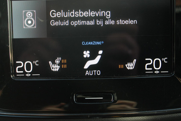 Volvo XC40 T4 211PK Autm. Plug-in hybrid Plus Dark Semi elektrisch wegklapbare trekhaak / Elektrisch bedienbare bestuurdersstoel met geheugen / Harman Kardon Audio