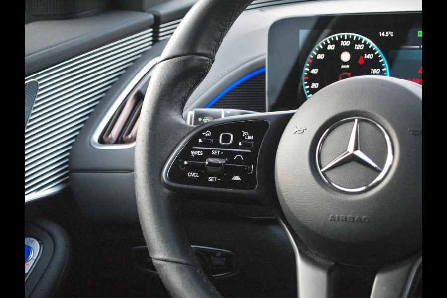 Mercedes-Benz EQC 400 4MATIC Business Solution 80 kWh | Camera | Trekhaak | Sfeerverlichting | Apple Carplay |