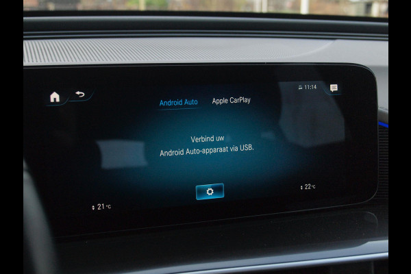 Mercedes-Benz EQC 400 4MATIC Business Solution 80 kWh | Camera | Trekhaak | Sfeerverlichting | Apple Carplay |