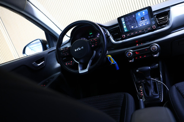 Kia Stonic 1.0 T-GDi MHEV DynamicLine AUT CARPLAY DAB STUUR/STOELVW '23