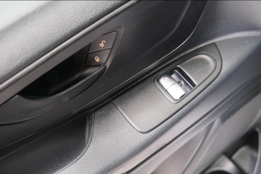 Mercedes-Benz Vito Tourer 110 CDI Base Extra Lang 9p - N.A.P. Airco.