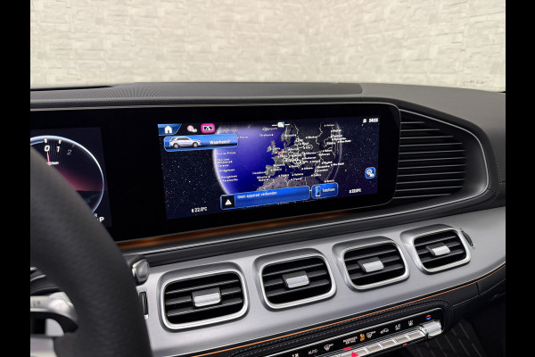 Mercedes-Benz GLE AMG 53 Hybrid 4MATIC+ | Nieuw! | Panorama | Massage | Soft-Close | ACC | 360 Camera | Stoelventilatie | Head-Up | Burmester | Trekhaak | Stoelverwarming V+A | 4-Zone Clima | AMG Drive-Unit | ISO & Warmtewerend Glas | 22 Inch | Keyless-Go | Night-Pakket | Memory | Luchtvering | Parfumering | Carplay | Stuurverwarming | Rij assistent pakket + | Bekerhouder Clima | Draadloos Laden |