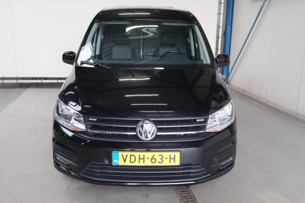 Volkswagen Caddy 2.0 TDI L1H1 BMT Highline Automaat - N.A.P. Airco, Cruise, PDC, Trekhaak.