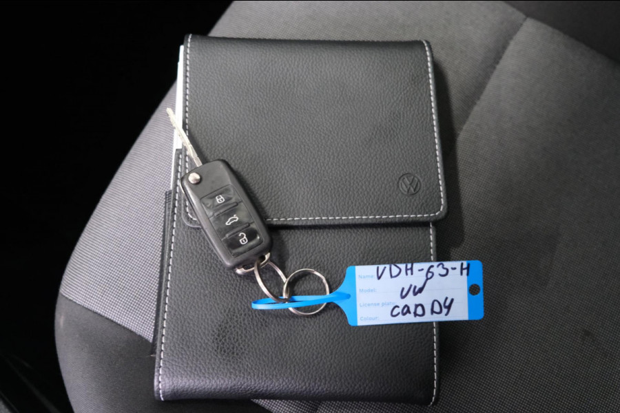 Volkswagen Caddy 2.0 TDI L1H1 BMT Highline Automaat - N.A.P. Airco, Cruise, PDC, Trekhaak.