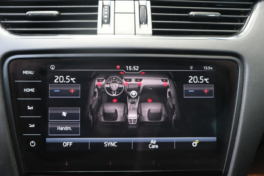 Škoda Octavia Combi 1.5 TSI Greentech Sport Business - N.A.P. Airco, Cruise, Navi, PDC, Trekhaak.