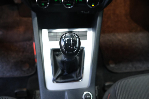 Škoda Octavia Combi 1.5 TSI Greentech Sport Business - N.A.P. Airco, Cruise, Navi, PDC, Trekhaak.