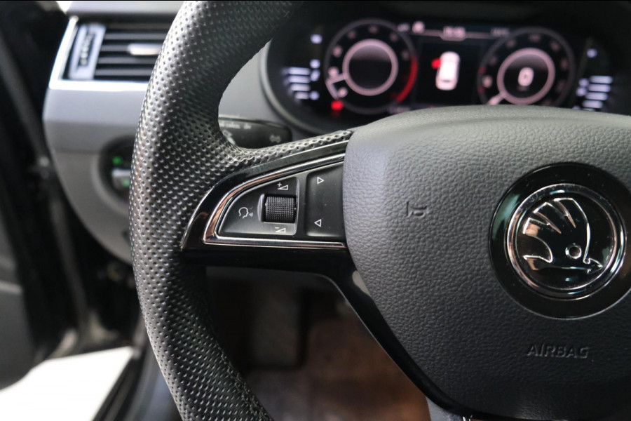 Škoda Octavia Combi 1.5 TSI Greentech Sport Business - N.A.P. Airco, Cruise, Navi, PDC, Trekhaak.