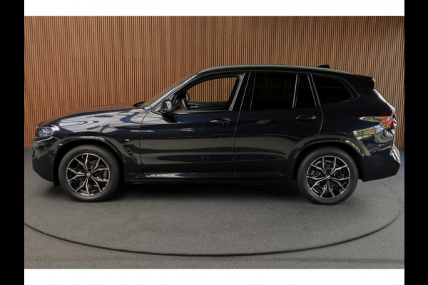 BMW X3 xDrive20i High Exe M-Pakket Leer Camera HUD ACC Navi Laser LED Elektr. achterklep Climate (3-zone) Elektr. trekhaak PDC LM velgen