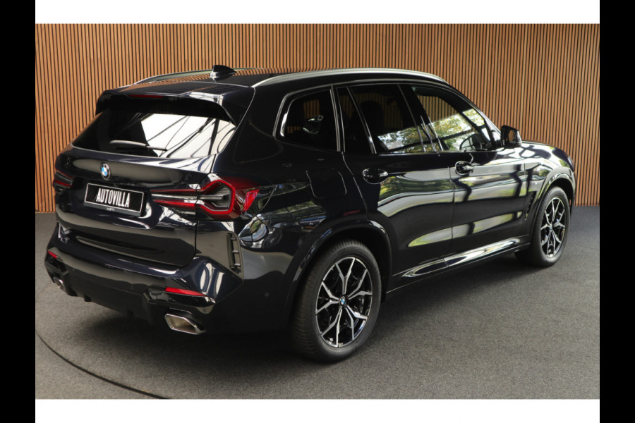 BMW X3 xDrive20i High Exe M-Pakket Leer Camera HUD ACC Navi Laser LED Elektr. achterklep Climate (3-zone) Elektr. trekhaak PDC LM velgen