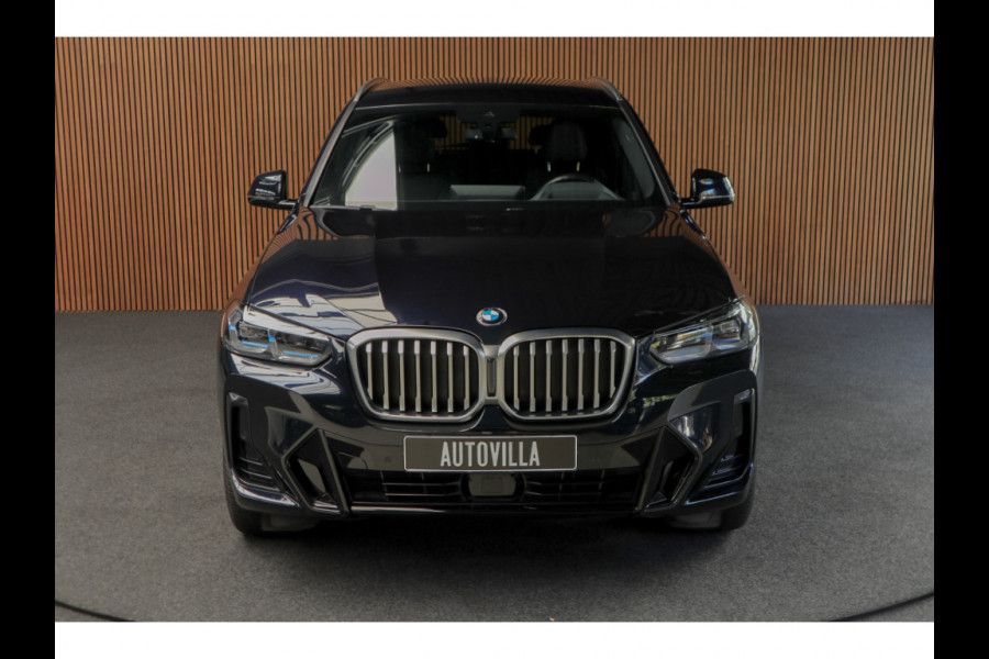 BMW X3 xDrive20i High Exe M-Pakket Leer Camera HUD ACC Navi Laser LED Elektr. achterklep Climate (3-zone) Elektr. trekhaak PDC LM velgen