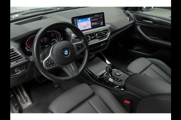 BMW X3 xDrive20i High Exe M-Pakket Leer Camera HUD ACC Navi Laser LED Elektr. achterklep Climate (3-zone) Elektr. trekhaak PDC LM velgen
