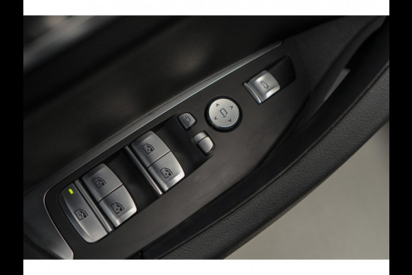 BMW X3 xDrive20i High Exe M-Pakket Leer Camera HUD ACC Navi Laser LED Elektr. achterklep Climate (3-zone) Elektr. trekhaak PDC LM velgen