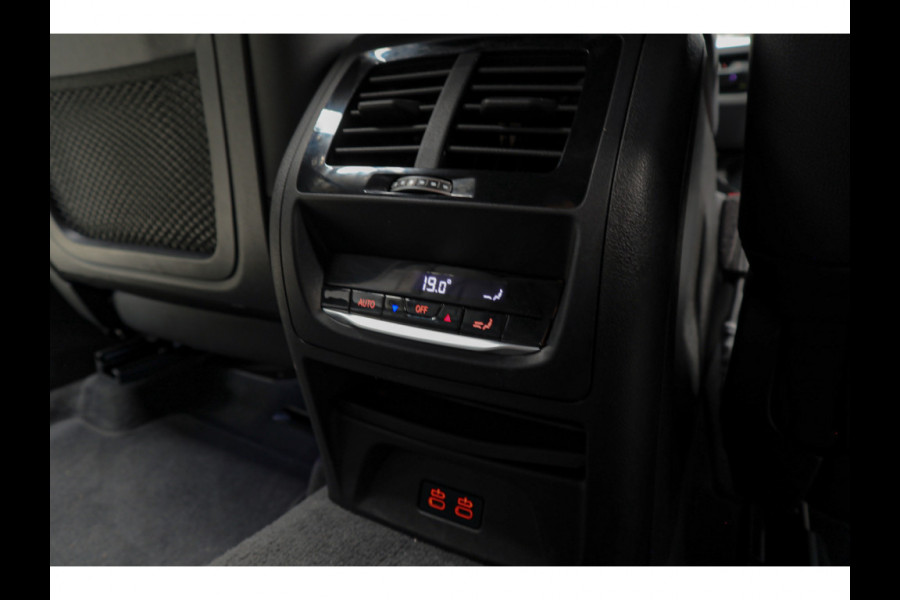 BMW X3 xDrive20i High Exe M-Pakket Leer Camera HUD ACC Navi Laser LED Elektr. achterklep Climate (3-zone) Elektr. trekhaak PDC LM velgen