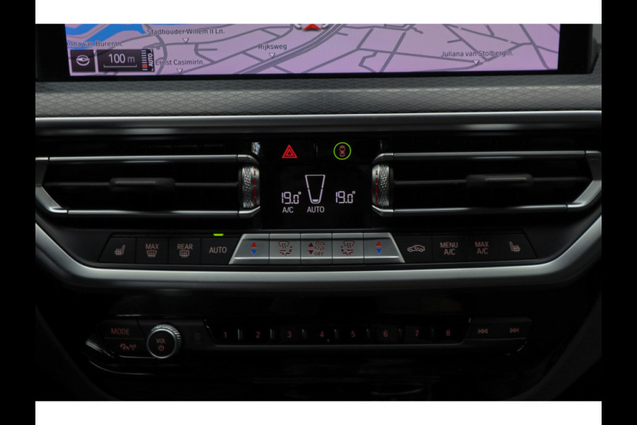 BMW X3 xDrive20i High Exe M-Pakket Leer Camera HUD ACC Navi Laser LED Elektr. achterklep Climate (3-zone) Elektr. trekhaak PDC LM velgen