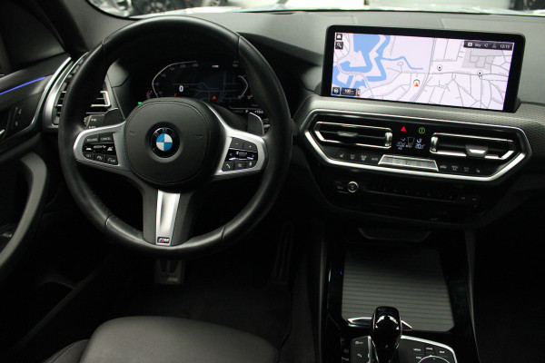 BMW X3 xDrive20i High Exe M-Pakket HUD Leer ACC Camera Navi Laser LED Elektr. achterklep Climate (3-zone) Elektr. trekhaak PDC LM velgen