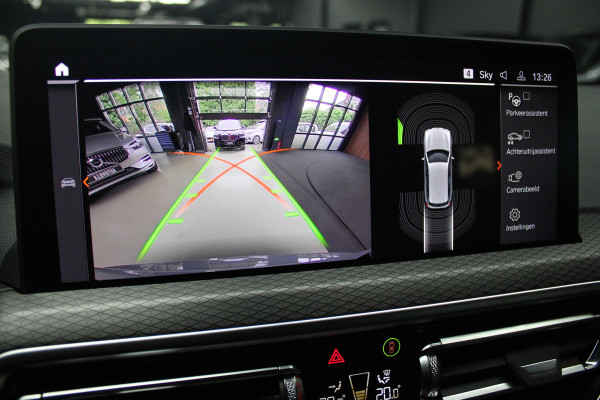 BMW X3 xDrive20i High Exe M-Pakket HUD Leer ACC Camera Navi Laser LED Elektr. achterklep Climate (3-zone) Elektr. trekhaak PDC LM velgen