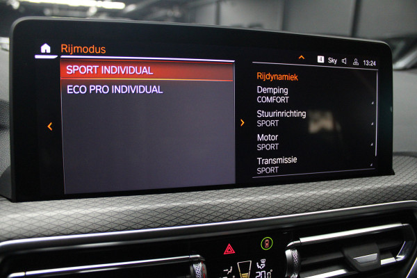 BMW X3 xDrive20i High Exe M-Pakket HUD Leer ACC Camera Navi Laser LED Elektr. achterklep Climate (3-zone) Elektr. trekhaak PDC LM velgen