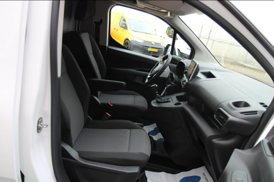 Opel Combo 1.2 Turbo L2H1 Edition Benzine / Trekhaak / App connect / PDC