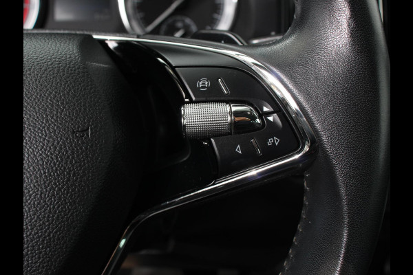 Škoda Kodiaq 1.5 TSI 150pk DSG Style 7p. | Navigatie | Apple Carplay/Android Auto | Adaptive Cruise Control | Parkeersensor achter | Stoel- en stuurverwarming | Ledverlichting | Getinte ramen | Climate Control Prijs Incl. BOVAG Garantie