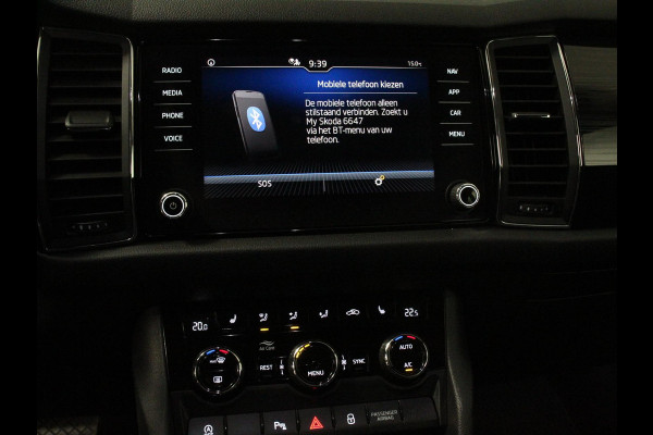 Škoda Kodiaq 1.5 TSI 150pk DSG Style 7p. | Navigatie | Apple Carplay/Android Auto | Adaptive Cruise Control | Parkeersensor achter | Stoel- en stuurverwarming | Ledverlichting | Getinte ramen | Climate Control Prijs Incl. BOVAG Garantie