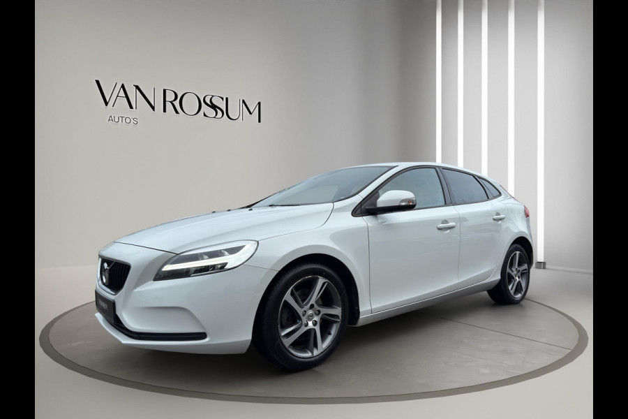 Volvo V40 2.0 T2 Kinetic | Camera + Sensoren | Navigatie | L.M.Velg | 17"Velg | Led koplampen |