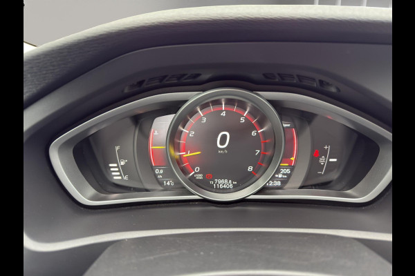 Volvo V40 2.0 T2 Kinetic | Camera + Sensoren | Navigatie | L.M.Velg | 17"Velg | Led koplampen |