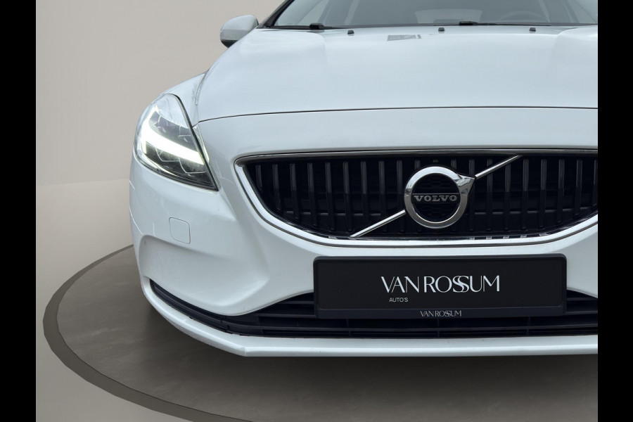 Volvo V40 2.0 T2 Kinetic | Camera + Sensoren | Navigatie | L.M.Velg | 17"Velg | Led koplampen |