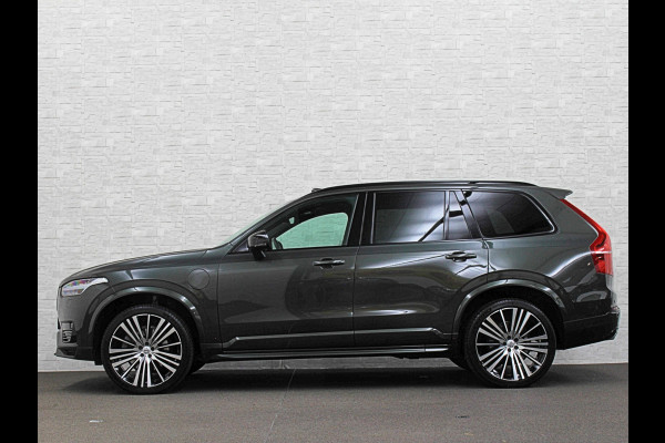 Volvo XC90 T8 AWD R-Design | Pine-Grey! | 360 Camera | ACC | Panorama | Pilot-Assist | Head-Up | Harman-Kardon | Keyless-Entry | 7 Persoons | Trekhaak | 2x Memory | Stoelverwarming V+A | Zwarte-Hemel | Full-LED | Sportstoelen | Stuurverwarming | Standkachel | Black-Line | Zonwering | DAB | 20 inch LM.
