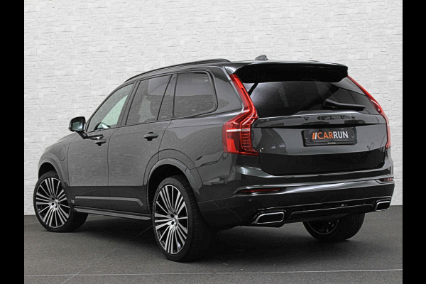 Volvo XC90 T8 AWD R-Design | Pine-Grey! | 360 Camera | ACC | Panorama | Pilot-Assist | Head-Up | Harman-Kardon | Keyless-Entry | 7 Persoons | Trekhaak | 2x Memory | Stoelverwarming V+A | Zwarte-Hemel | Full-LED | Sportstoelen | Stuurverwarming | Standkachel | Black-Line | Zonwering | DAB | 20 inch LM.