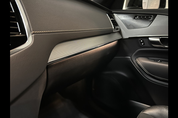 Volvo XC90 T8 AWD R-Design | Pine-Grey! | 360 Camera | ACC | Panorama | Pilot-Assist | Head-Up | Harman-Kardon | Keyless-Entry | 7 Persoons | Trekhaak | 2x Memory | Stoelverwarming V+A | Zwarte-Hemel | Full-LED | Sportstoelen | Stuurverwarming | Standkachel | Black-Line | Zonwering | DAB | 20 inch LM.