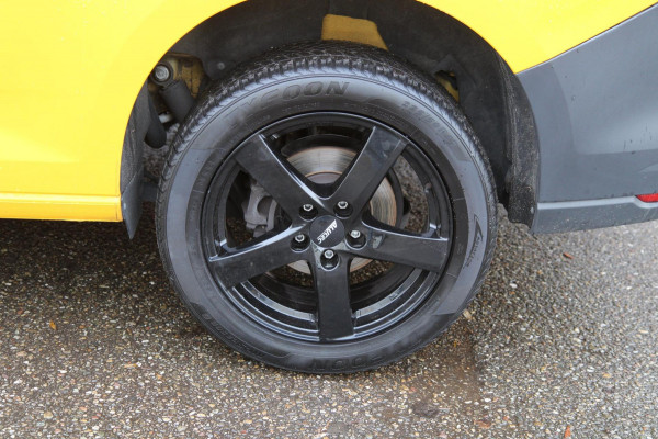 Volkswagen Caddy Cargo 2.0 TDI Comfort / Multi stuur / Trekhaak / Cruise / LMV