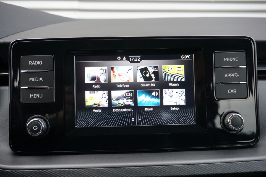 Škoda Kamiq 110 PK Ambition AUTOMAAT | AIRCO | PDC | NAVI BY APP