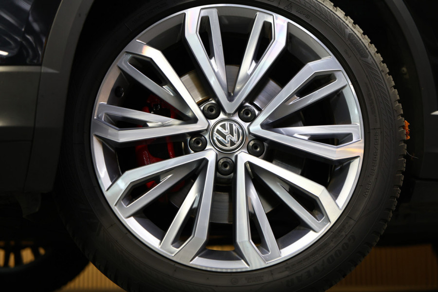 Volkswagen T-Roc 1.5 TSI Sport DSG VIRTUAL ACC CARPLAY DAB SFEER CAMERA STOELVW '19