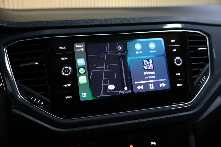 Volkswagen T-Roc 1.5 TSI Sport DSG VIRTUAL ACC CARPLAY DAB SFEER CAMERA STOELVW '19