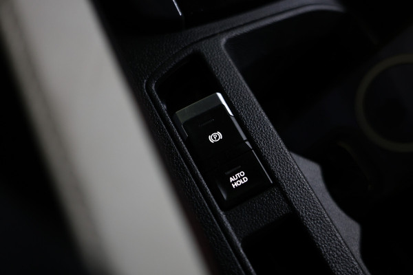 Volkswagen T-Roc 1.5 TSI Sport DSG VIRTUAL ACC CARPLAY DAB SFEER CAMERA STOELVW '19