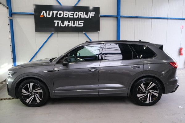 Volkswagen Touareg R-Line 3.0L V6 286pk > GRIJSKENTEKEN < Airco, Cruise, Navi, PDC, Luchtvering, Camera, Schuifdak, Trekhaak.