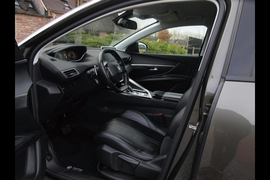 Peugeot 3008 1.2 PureTech Active | Apple Carplay | Camera | Cruise Control | Trekhaak | Automaat | NL-Auto |