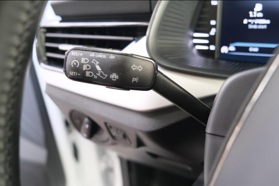 Škoda Kamiq 1.0 TSI Ambition - N.A.P. Airco, Cruise, Navi.